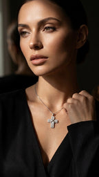 COLLANA CROCE AUREA